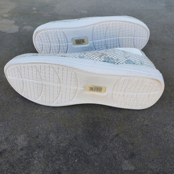 Drew Rose Snakeskin White Leather Flowered Mary Janes Shoes Women Size 7.5 - Picture 6 of 6